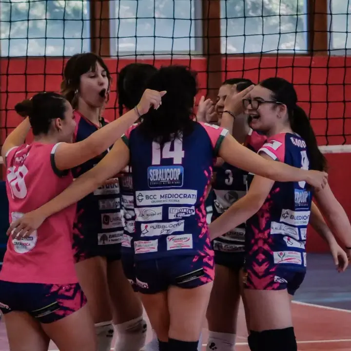 Volley, la CratiCam è inarrestabile: dopo la Serie D, conquista anche la Coppa Calabria\n