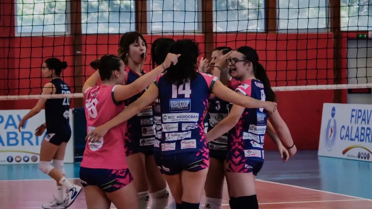 Volley, la CratiCam è inarrestabile: dopo la Serie D, conquista anche la Coppa Calabria\n
