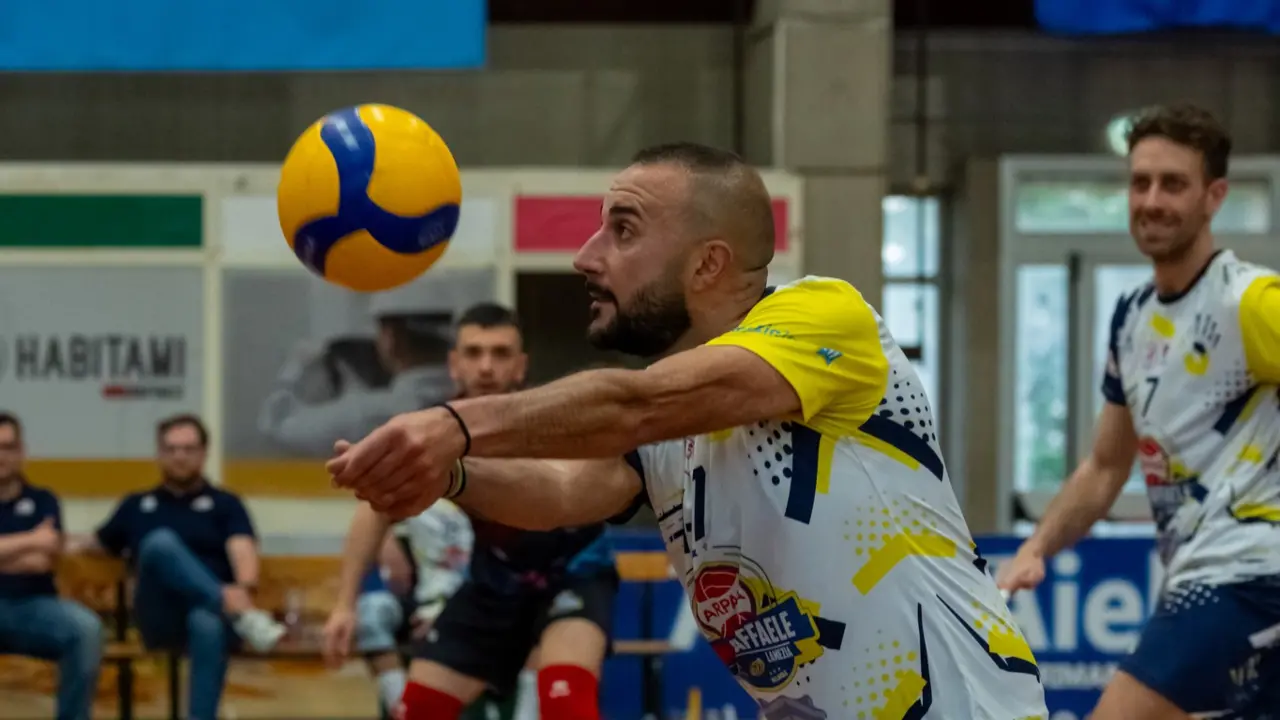 Volley maschile, Lamezia perde ma prosegue i play off. In Serie C emozioni per Rende e Praia\n