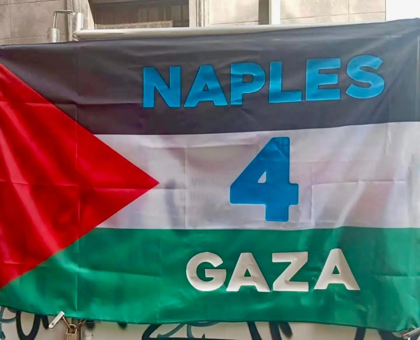 Napoli 4 Gaza: il genio, la gioia, la rivolta\n