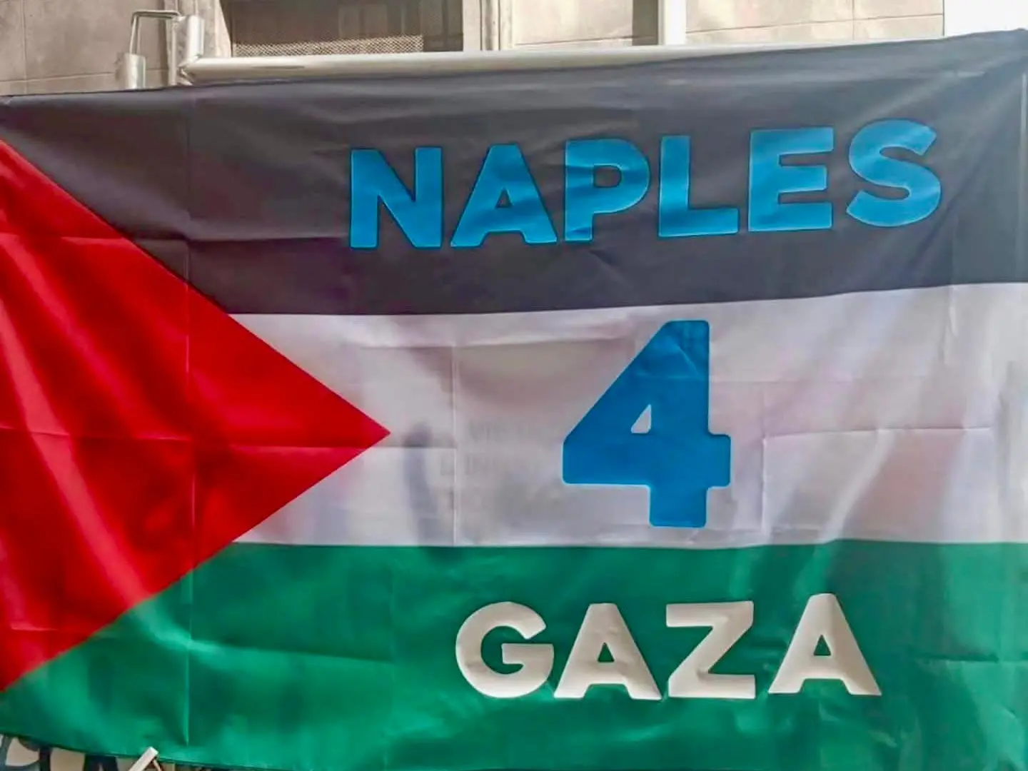 Napoli 4 Gaza: il genio, la gioia, la rivolta
