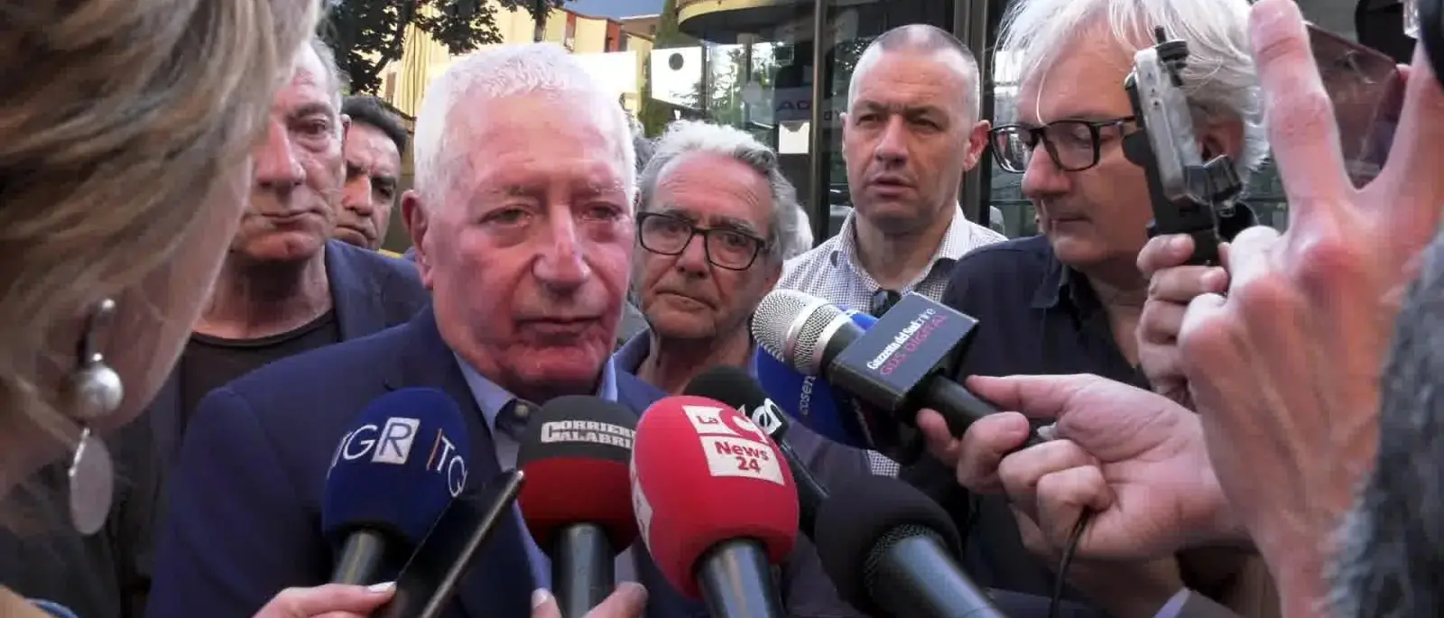 Rende, Principe torna Re\u00A0e il primo pensiero è per la figlia scomparsa: «La vittoria è per Rosa Maria»\n