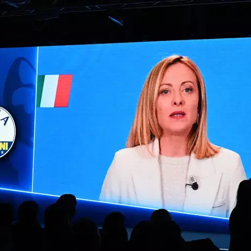 Meloni-Salvini, resa dei conti: la premier valuta elezioni anticipate per liberarsi della Lega\n