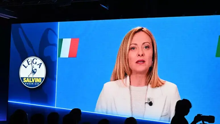 <p>Giorgia Meloni al congresso della Lega</p>\\n