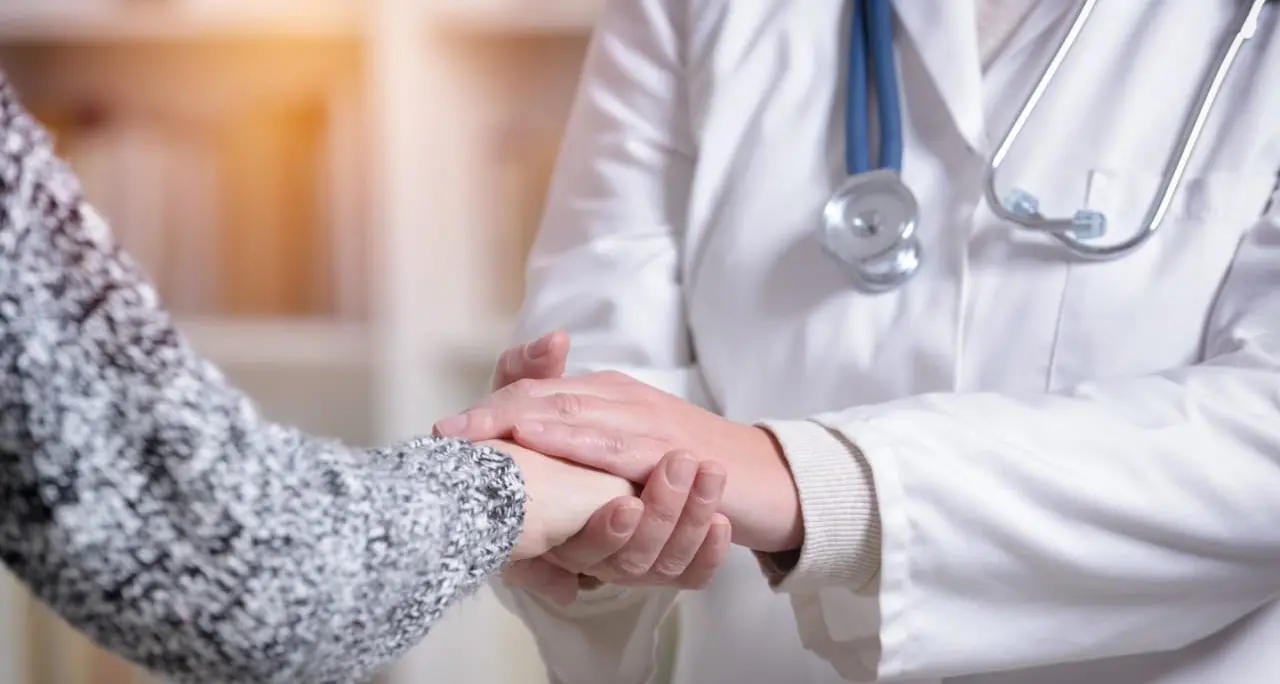 Stesso tumore ma tempi diversi per le cure, in Calabria ancora\u00A0«forti ritardi nell'integrazione tra ospedale e territorio»\n