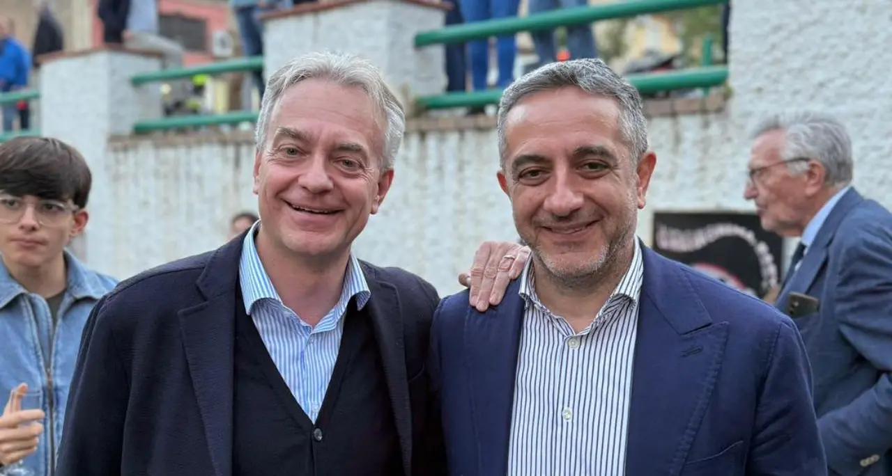 Il modello Cassano, la regia di Gallo e il narcisismo di Papasso: come nasce l’unico successo del centrodestra in Calabria\n