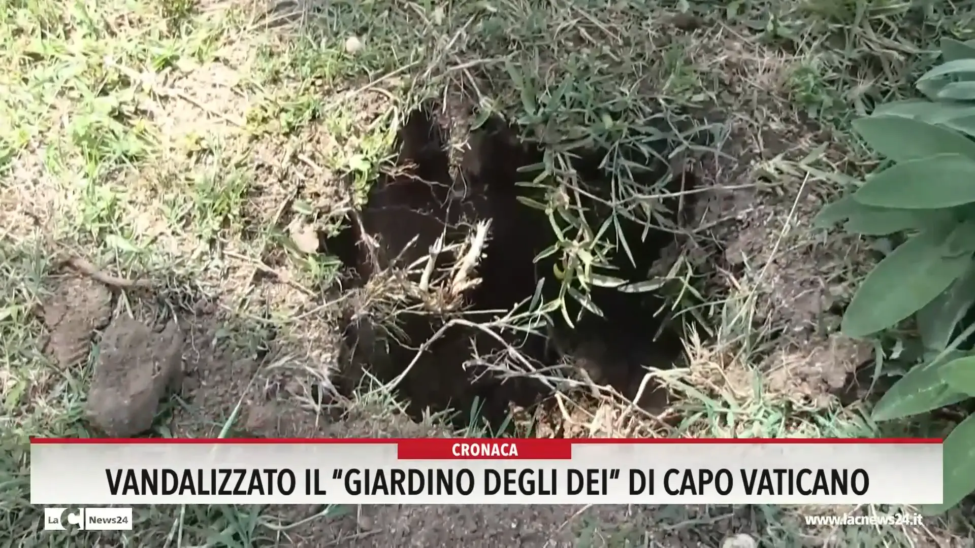 Vandalizzato il giardino degli dei di Capo Vaticano