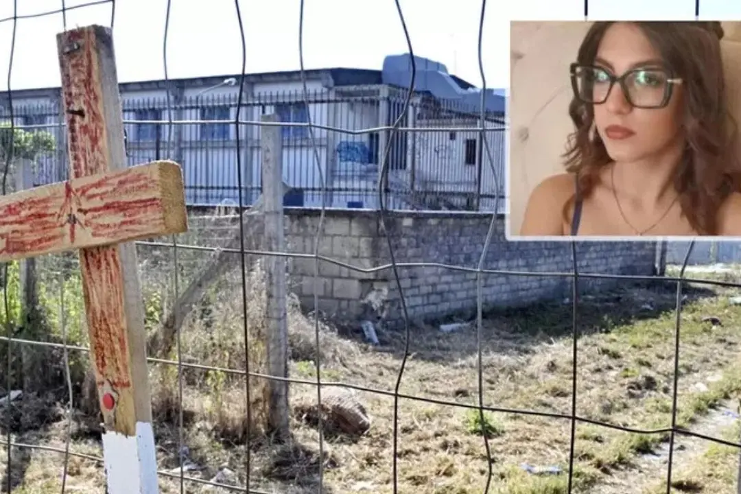 Il luogo del ritrovamento, nel riquadro Martina Carbonaro