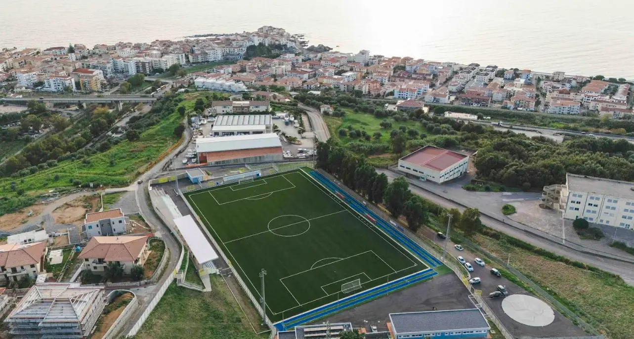 In Calabria arriva il Torneo nazionale di calcio giovanile: protagoniste 30 squadre provenienti da più regioni\n