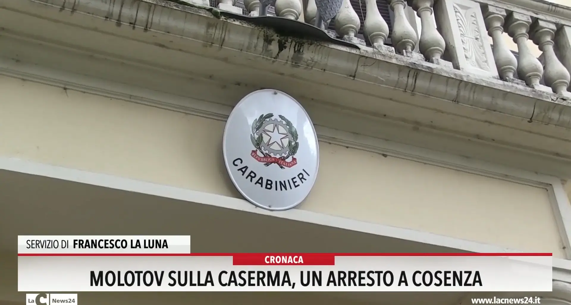 Molotov sulla caserma, un arresto a Cosenza