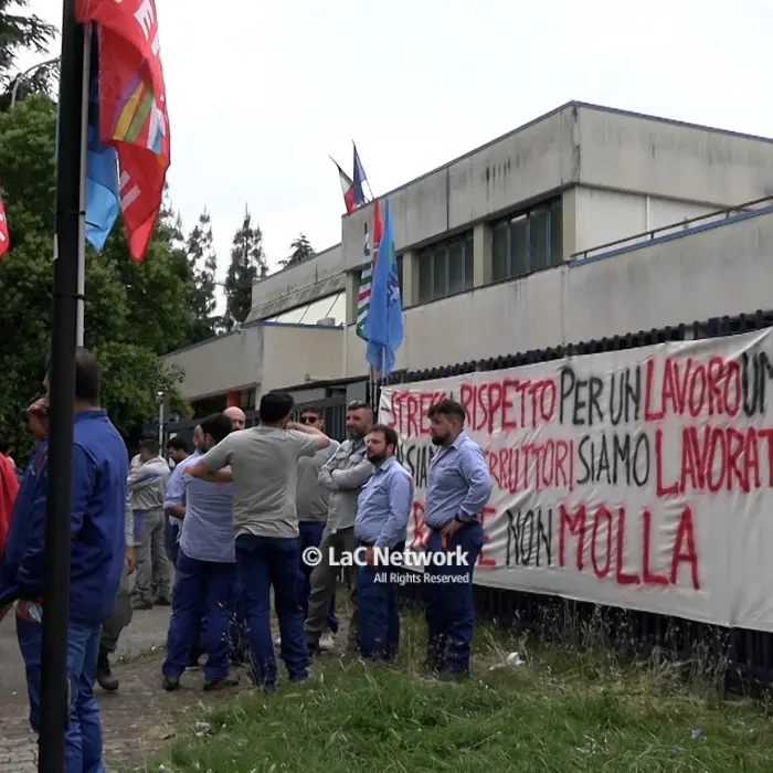 Sciopero contro i nuovi orari di E-Distribuzione, sindacati e lavoratori in piazza a Rende e Reggio Calabria\n