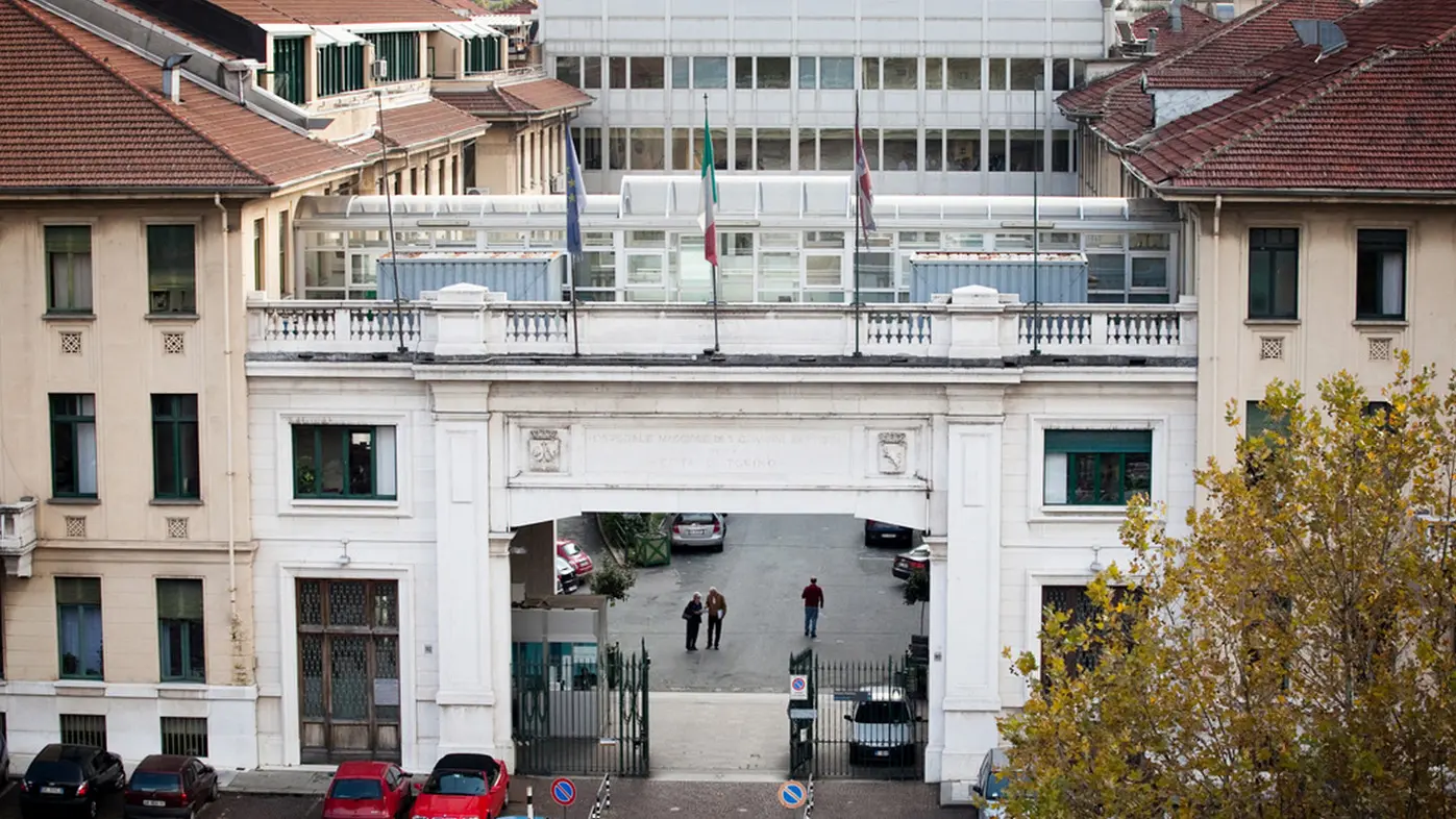 <p>L&#39;ospedale delle Molinette di Torino, dove la 61enne &egrave; morta stamattina</p>\\n