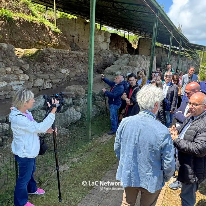 Vibo, le millenarie mura greche di Hipponion incantano studiosi e appassionati: «Scoperta sensazionale»\n
