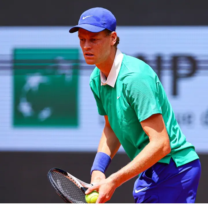 Tennis, Sinner implacabile al Roland Garros\u00A0nell’ultima “partita” in carriera di Gasquet