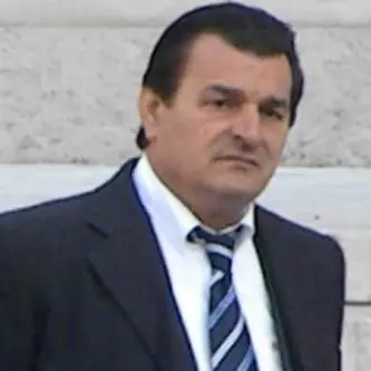 Farmabusiness, definitive 10 condanne: pene pesanti per i familiari del boss Grande Aracri, moglie e figlia al vertice del clan - NOMI
