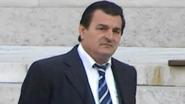 Farmabusiness, definitive 10 condanne: pene pesanti per i familiari del boss Grande Aracri, moglie e figlia al vertice del clan - NOMI