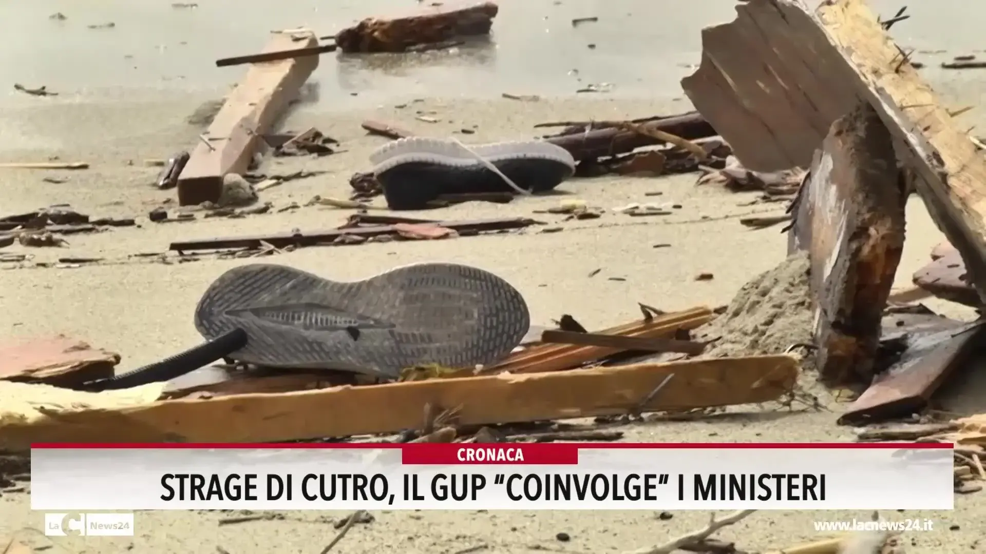 Strage di Cutro, il gup coinvolge i Ministeri