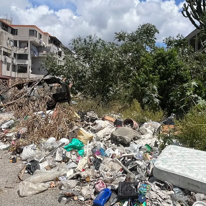 Rione Marconi a Reggio: rinasce l’area del parco urbano ma resta il degrado. Un cittadino presenta un esposto alla Procura\n