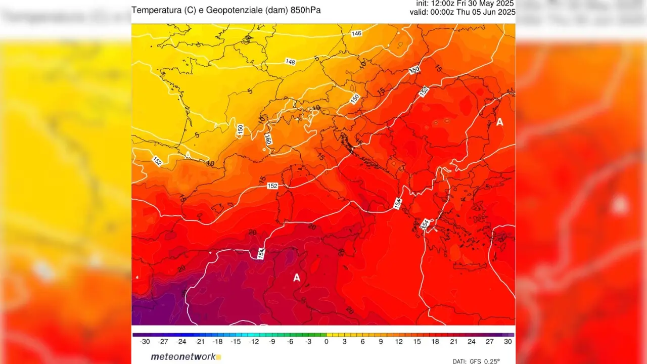 Arriva il caldo africano in Calabria, sole e tempo stabile ovunque. Da lunedì temperature fino a 33 gradi\n