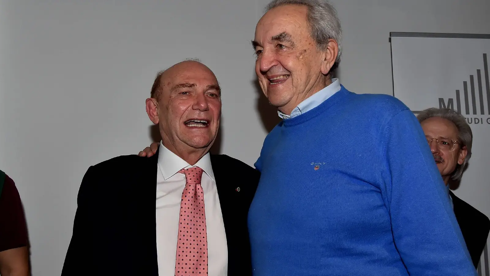 <p>Da sinistra Ernesto Pellegrini e Bruno Pizzul</p>\\n