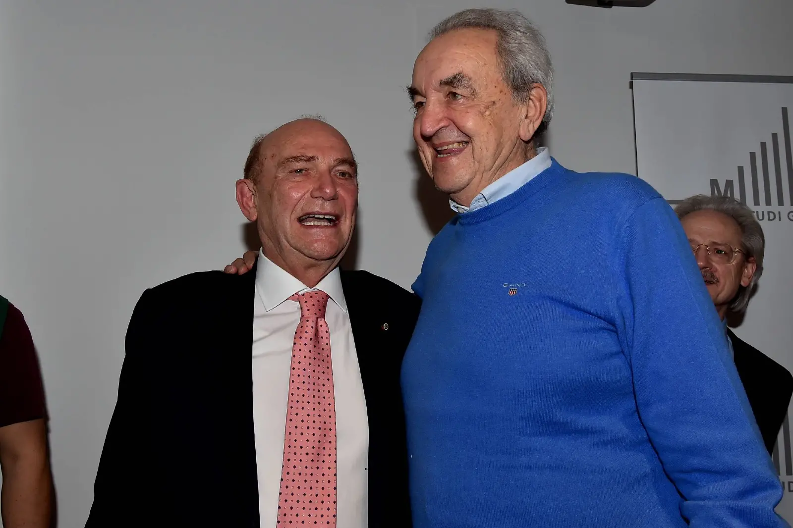 <p>Da sinistra Ernesto Pellegrini e Bruno Pizzul</p>\\n