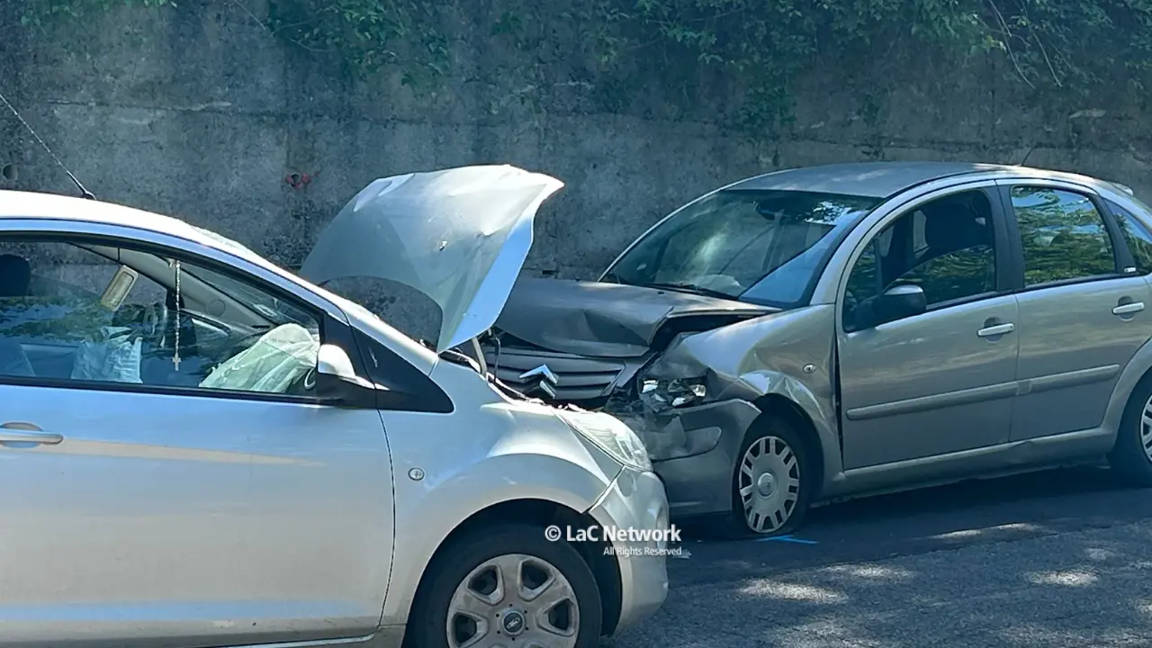 Incidente ad Acri, quattro feriti nello scontro tra due\u00A0auto:\u00A0una donna trasportata in elisoccorso a Cosenza\n