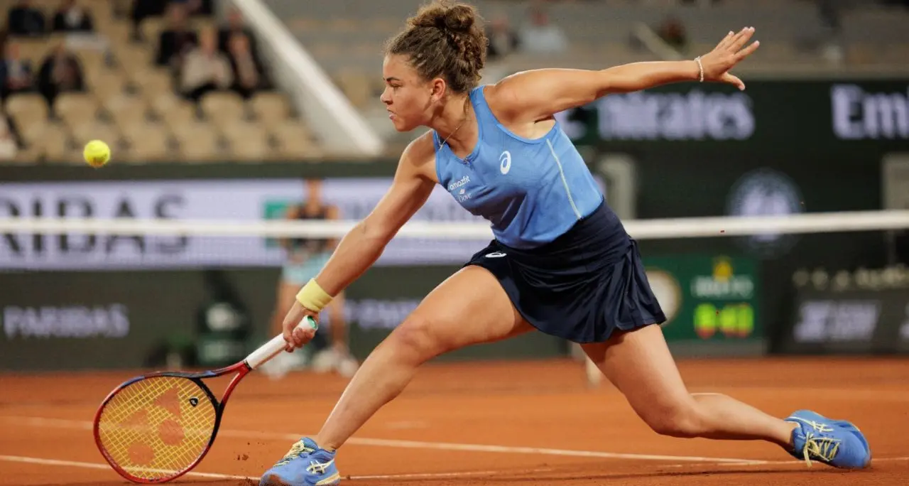 Tennis, harakiri Paolini al\u00A0Roland Garros: sconfitta in rimonta dalla Svitolina