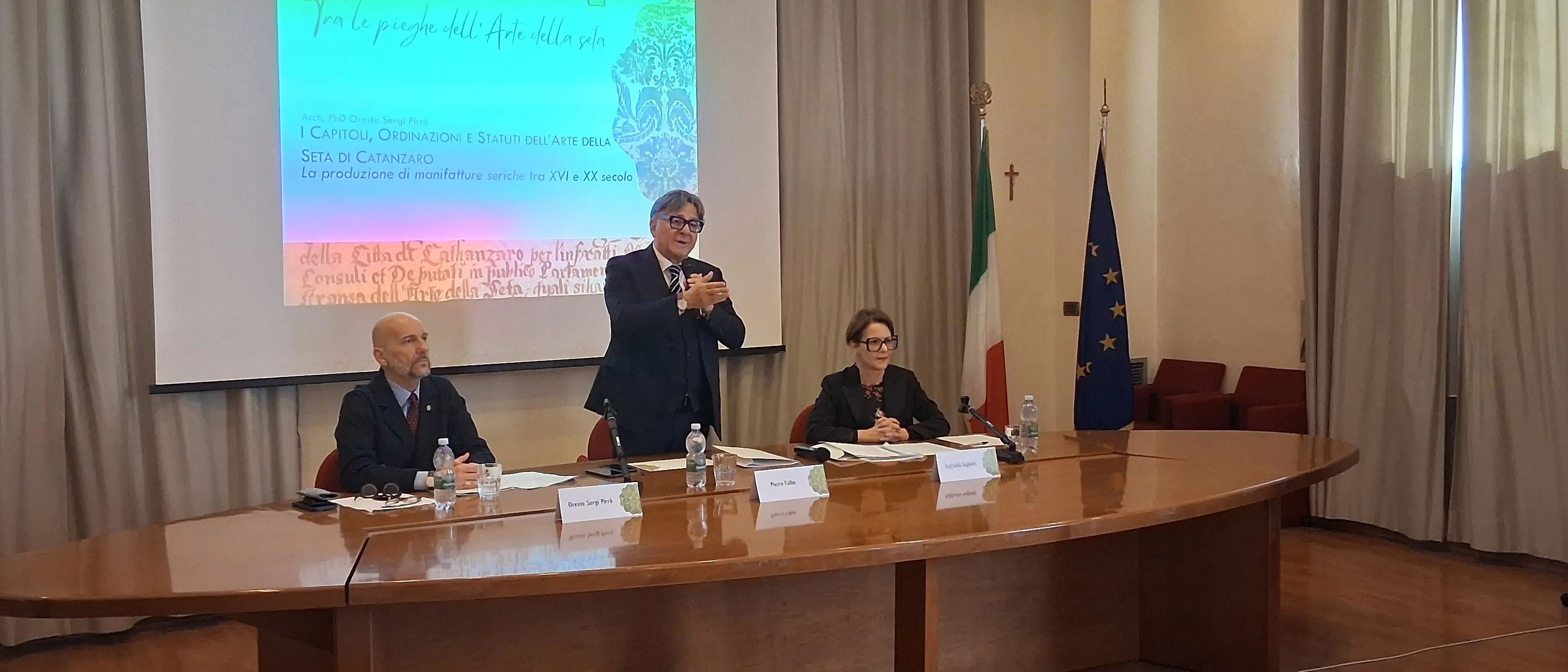 Tra le pieghe dell'arte della seta, a Catanzaro la Camera di commercio celebra la storia delle manifatture tessili\u00A0\n