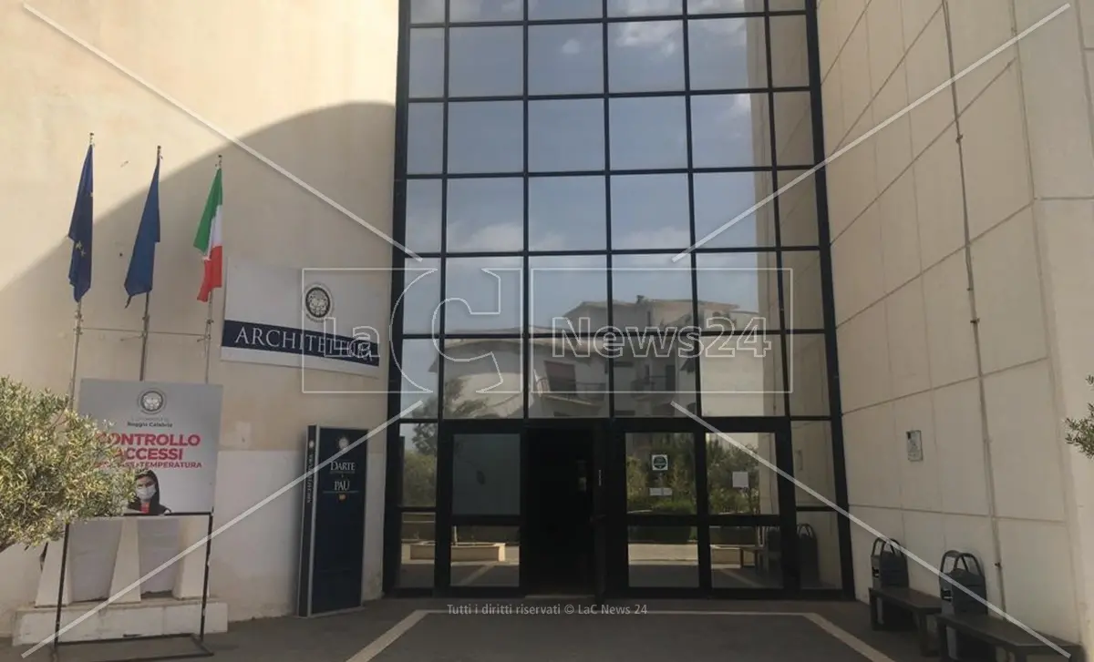 Mediterranea di Reggio, i corsi di Architettura\u00A0e Design al centro del\u00A0nuovo Erasmus italiano con l’università di Sassari\n
