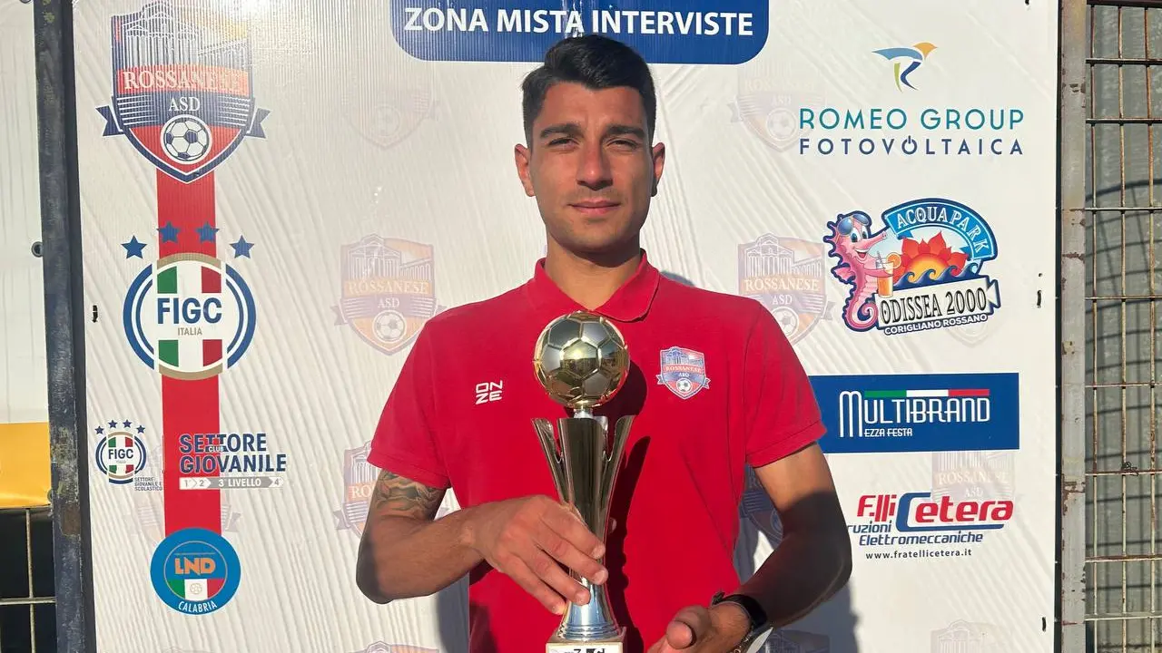 Eccellenza, Giacomo Bongiorno riceve il premio “Top 3” di LaC: «Che orgoglio, stagione indimenticabile»\n