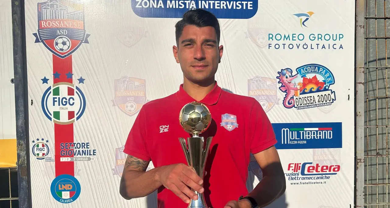 Eccellenza, Giacomo Bongiorno riceve il premio “Top 3” di LaC: «Che orgoglio, stagione indimenticabile»\n