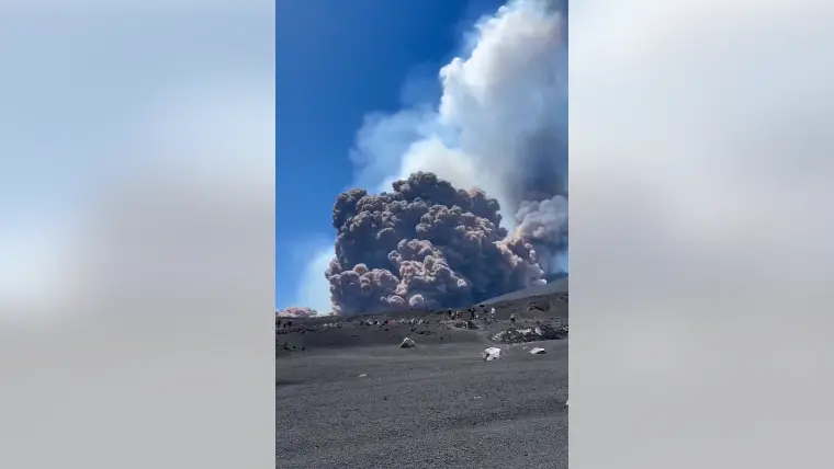 <p>Il video &egrave; stato condiviso dal Centro meteorologico siciliano Odv</p>\\n