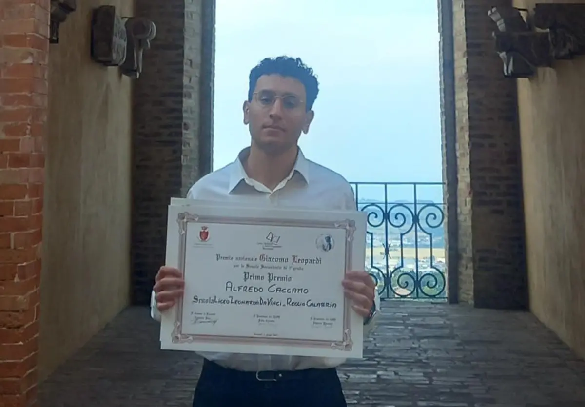 Premio nazionale Leopardi: vince per la prima volta un calabrese: è il giovane studente Alfredo Caccamo\u00A0\n