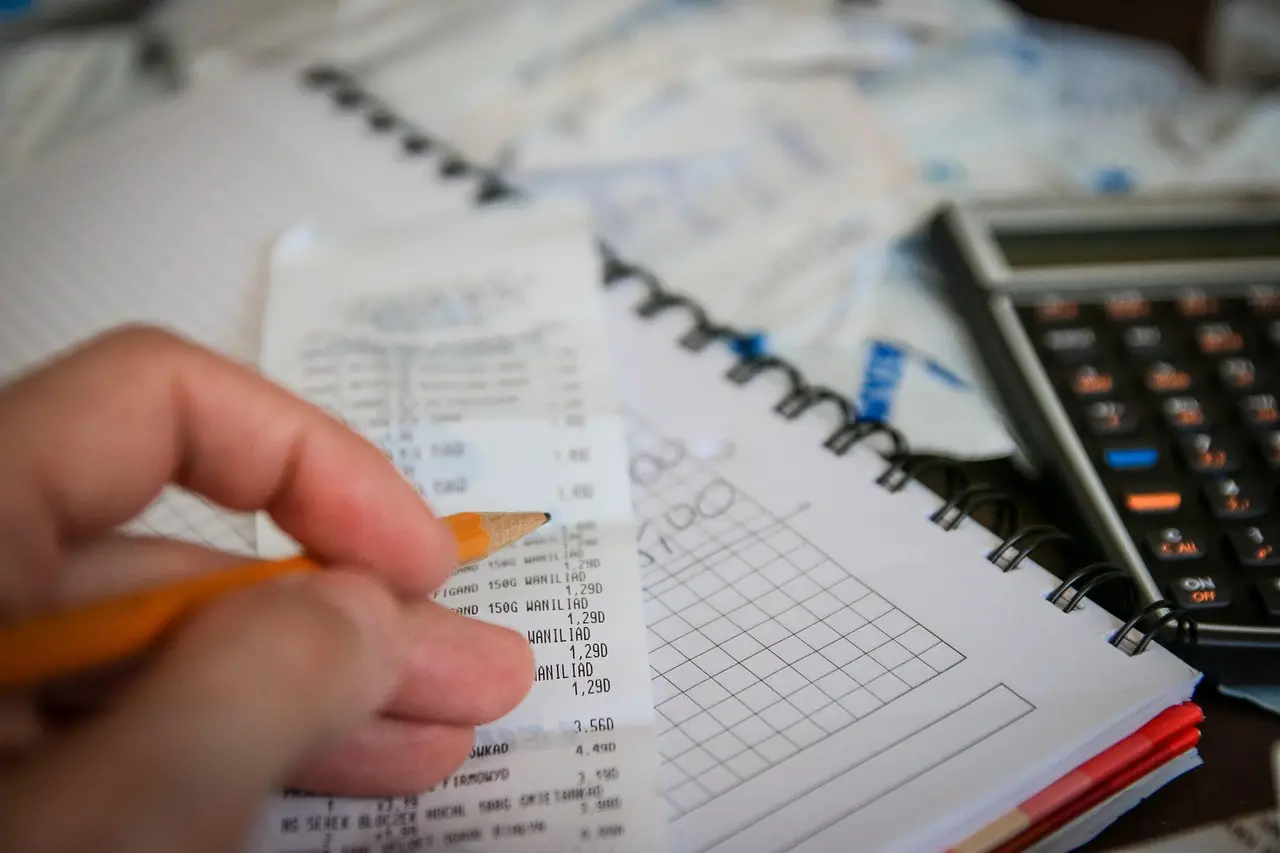 Italia al 47,4% di pressione fiscale effettiva: i contribuenti onesti pagano anche per chi evade\n