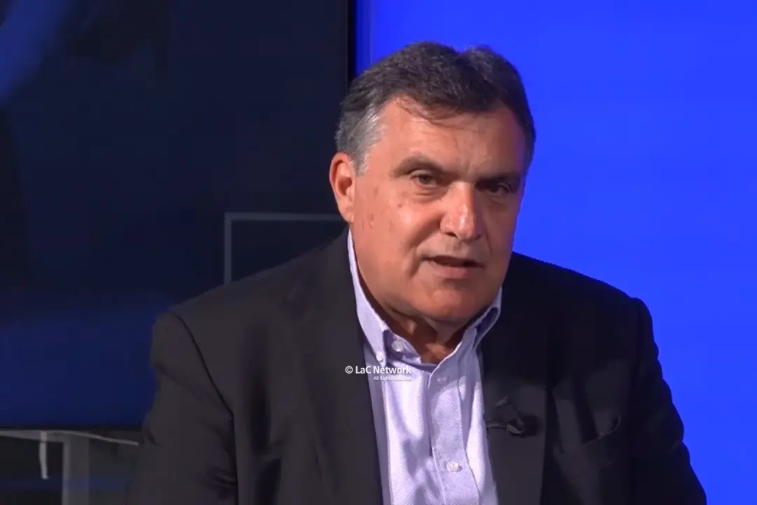 <p>Roberto Perrotta</p>\\n