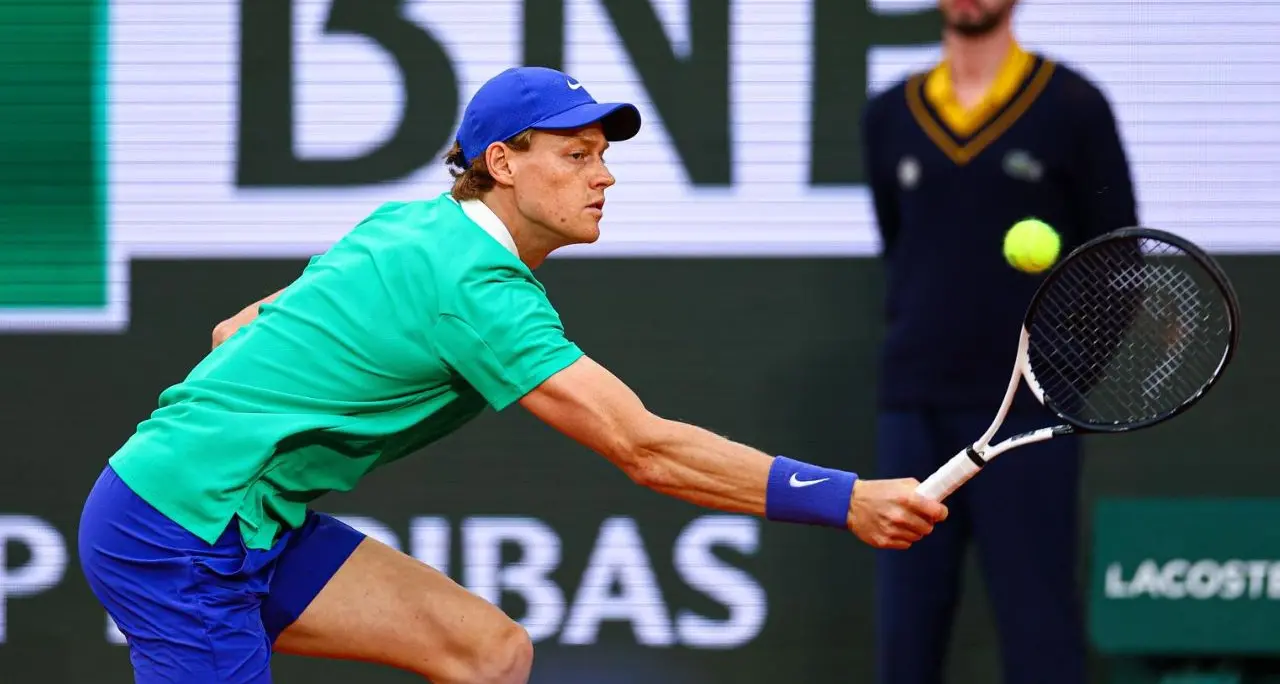 Tennis, Sinner \"disinnesca\" Bublik e si guadagna la semifinale al Roland Garros\n