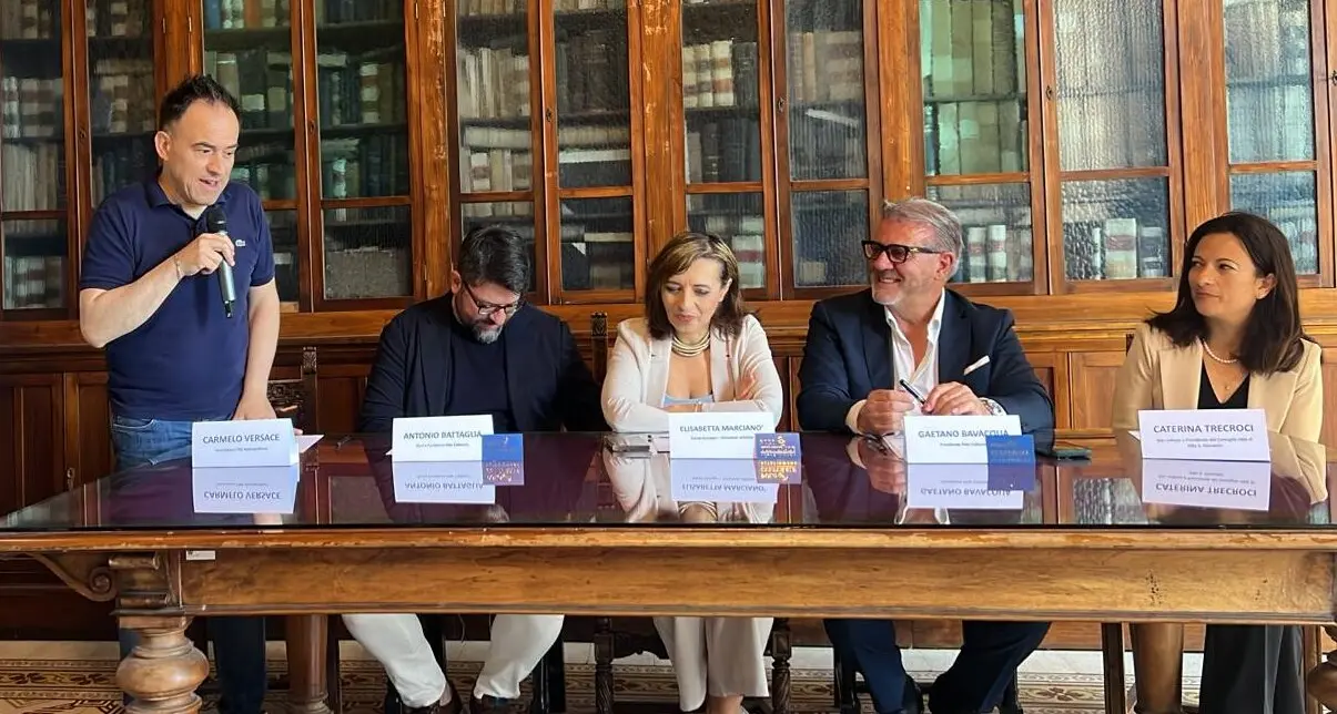 Reggio Calabria, tutto pronto per l’Altafiumara Fest:\u00A0musica, cibo e arte accendono l’estate sullo Stretto\u00A0\n
