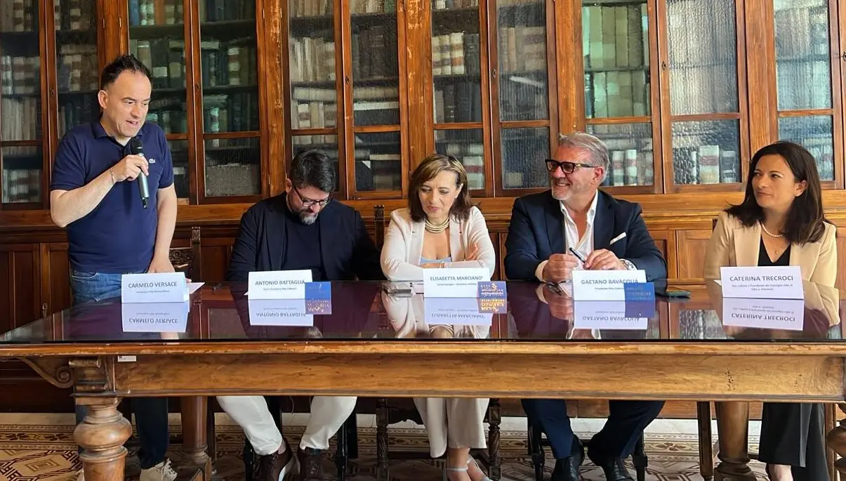 Reggio Calabria, tutto pronto per l’Altafiumara Fest:\u00A0musica, cibo e arte accendono l’estate sullo Stretto\u00A0\n