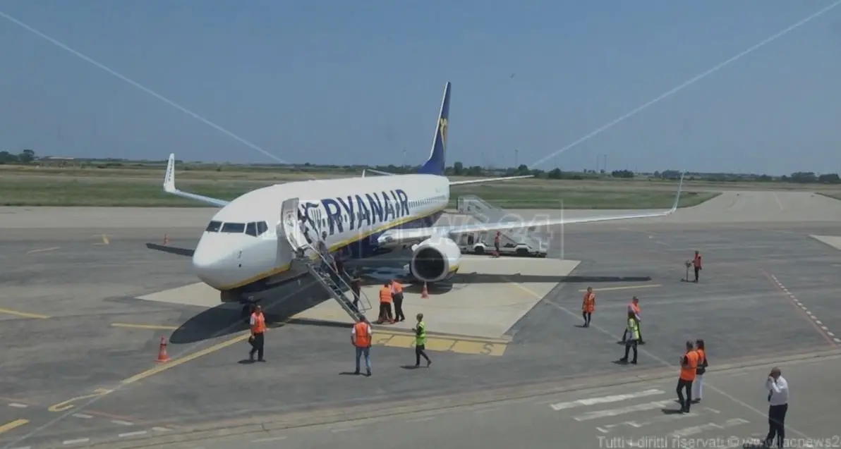 Aeroporti calabresi\u00A0in crescita, in cinque mesi 1,5 milioni di passeggeri: + 34,6% rispetto allo scorso anno\n