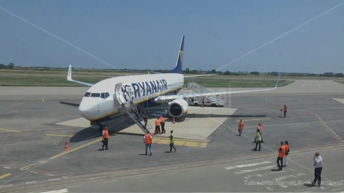 Aeroporti calabresi\u00A0in crescita, in cinque mesi 1,5 milioni di passeggeri: + 34,6% rispetto allo scorso anno\n