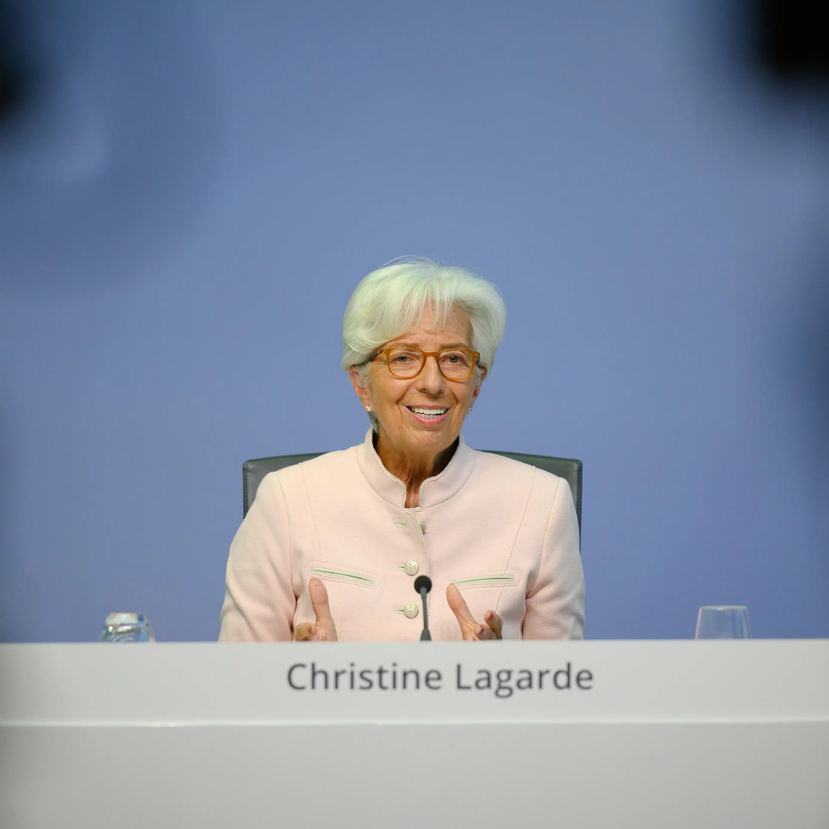 Bce taglia i tassi: mutui più leggeri e inflazione in calo. Lagarde: «Europa pronta a navigare l’incertezza»\n