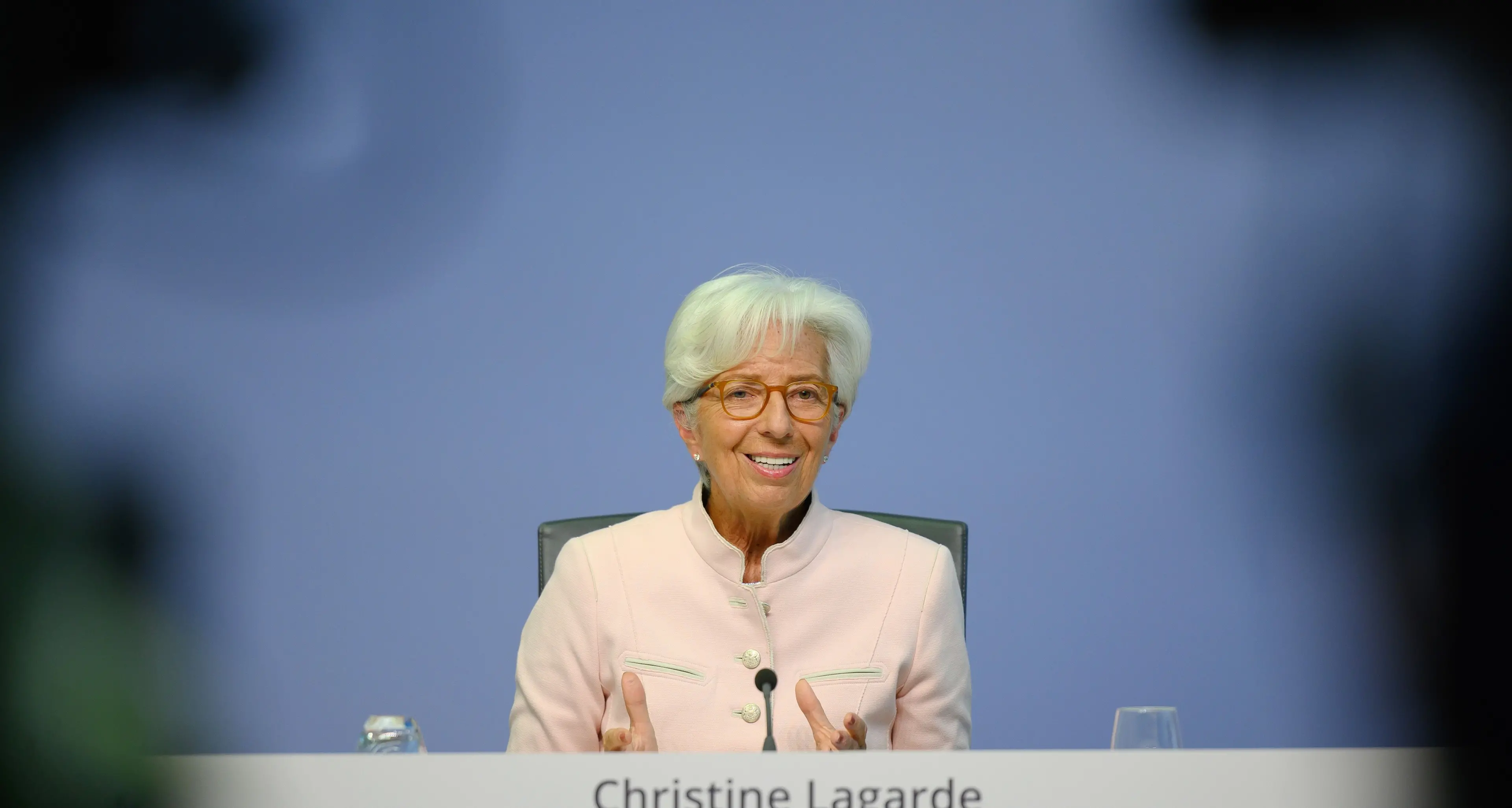 Bce taglia i tassi: mutui più leggeri e inflazione in calo. Lagarde: «Europa pronta a navigare l’incertezza»\n