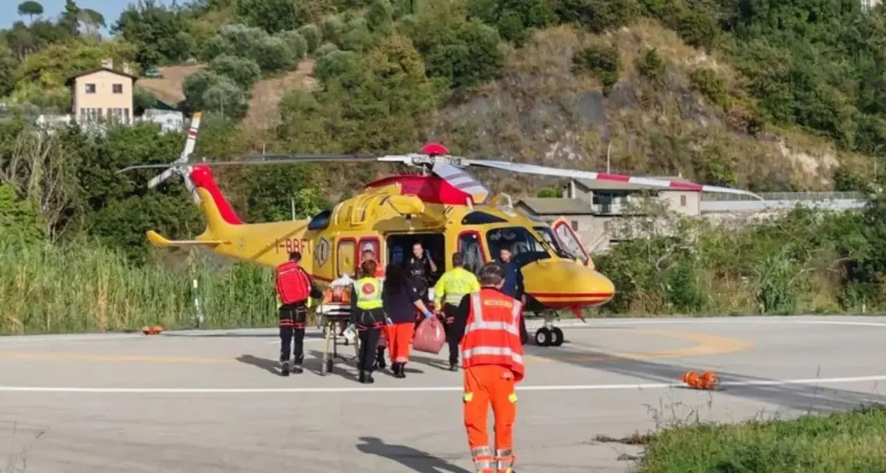 Muore un uomo a Lamezia, Ferrari (Smi) denuncia: «Ambulanze senza medici,\u00A0decesso certificato da elisoccorso»\n