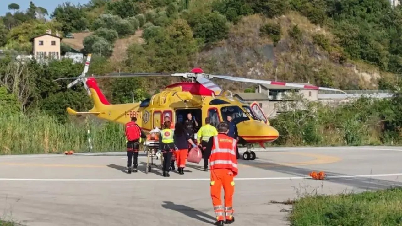 Muore un uomo a Lamezia, Ferrari (Smi) denuncia: «Ambulanze senza medici,\u00A0decesso certificato da elisoccorso»\n