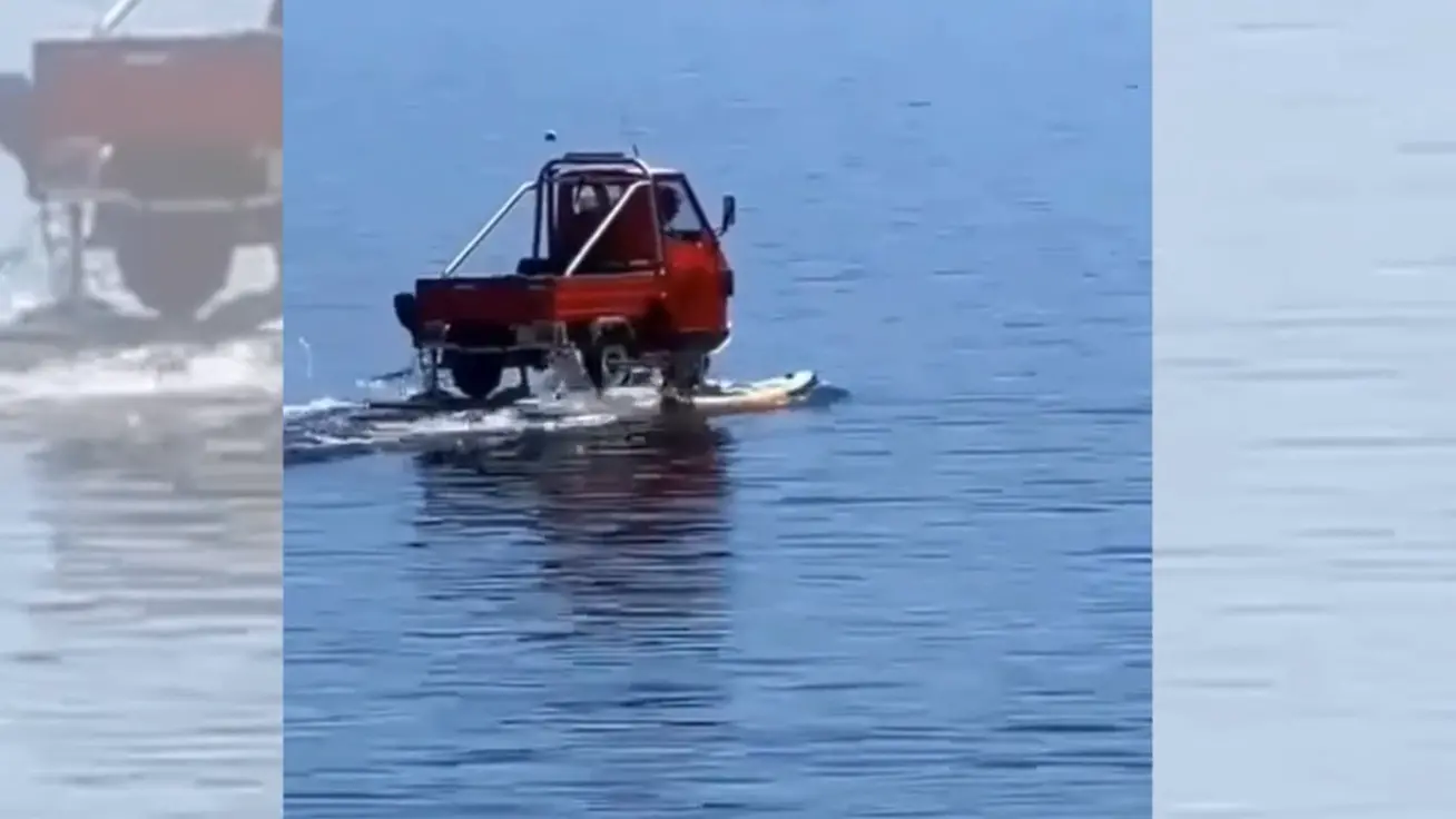 Un’Ape Piaggio acquatica a Scilla: l’invenzione di un giovane reggino diventa virale