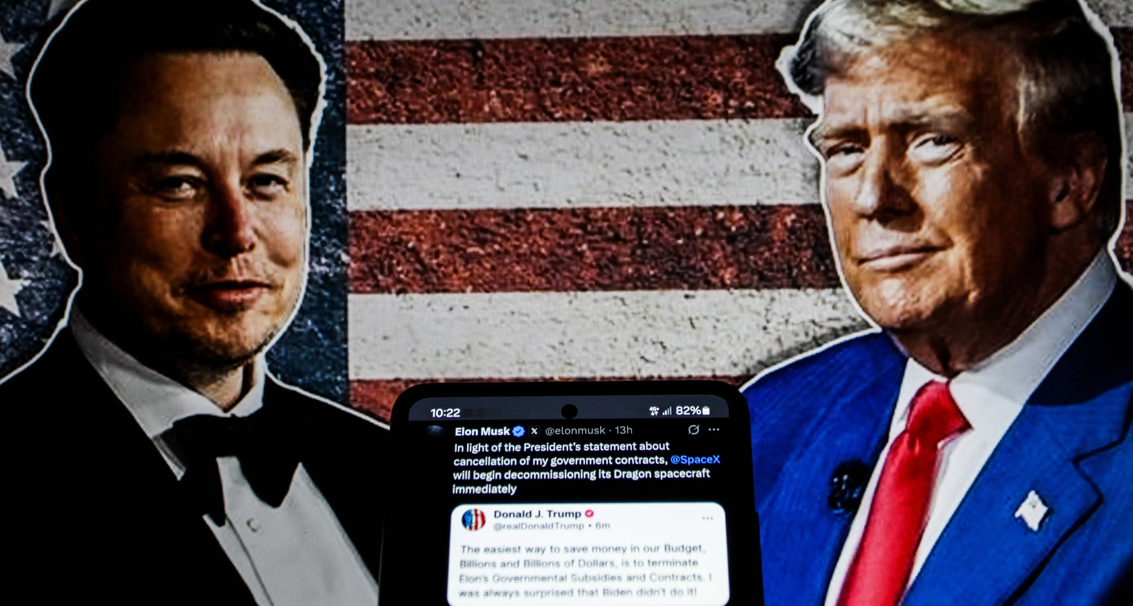 Trump e Musk, fine di un amore (forse) mai nato: ora si odiano e giocano a chi comanderà l’America del futuro