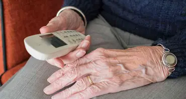 Orsomarso, tentano la truffa del falso carabiniere con una 91enne: smascherati\u00A0da figlia e nipote\n