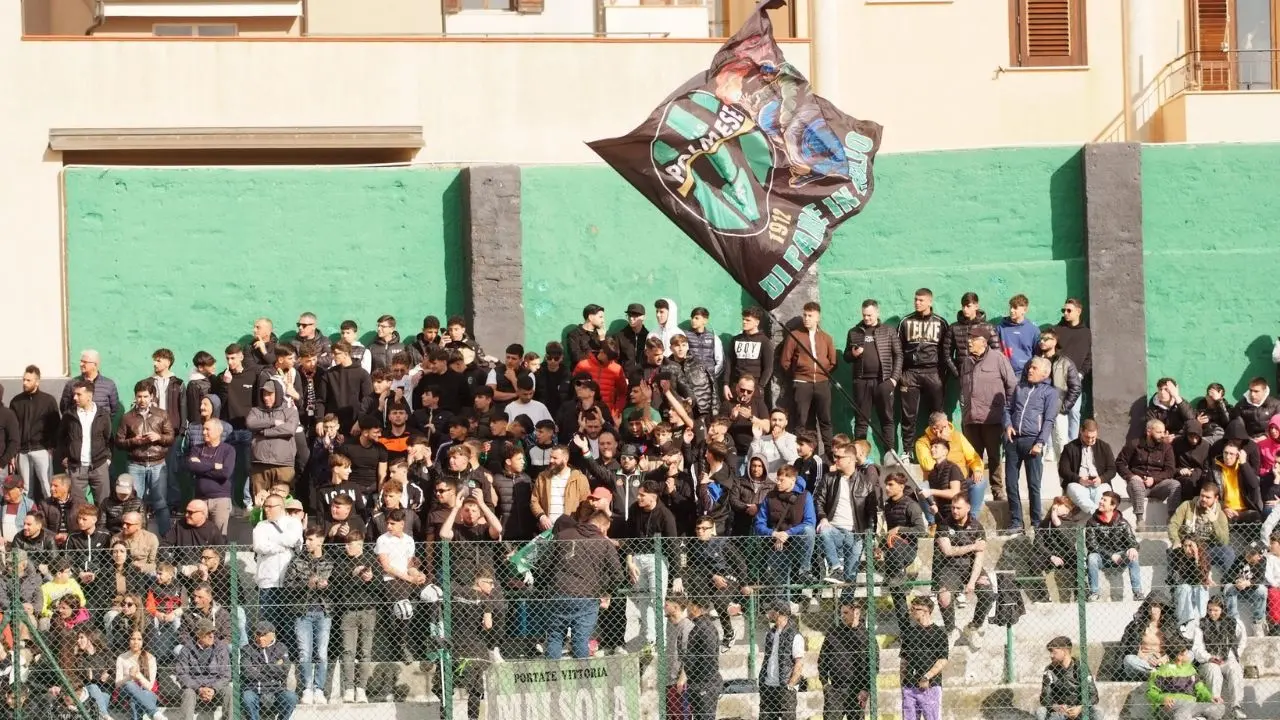 Eccellenza, la Palmese azzera tutte le cariche e riparte. Il presidente Cutrì: «Costruiremo una società forte e solida»\n