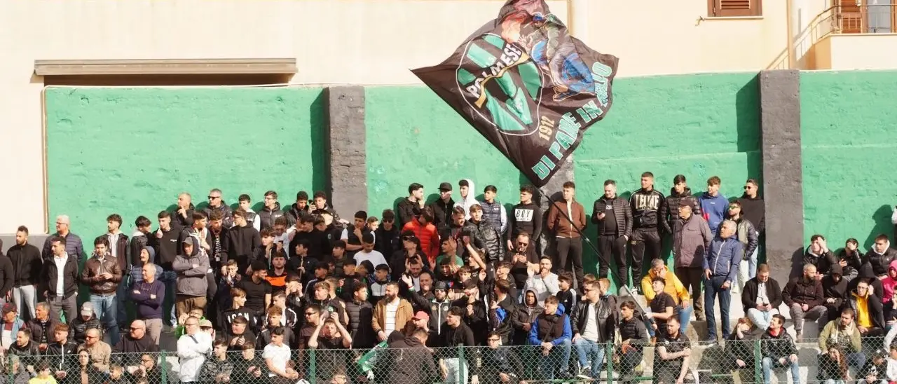 Eccellenza, la Palmese azzera tutte le cariche e riparte. Il presidente Cutrì: «Costruiremo una società forte e solida»\n