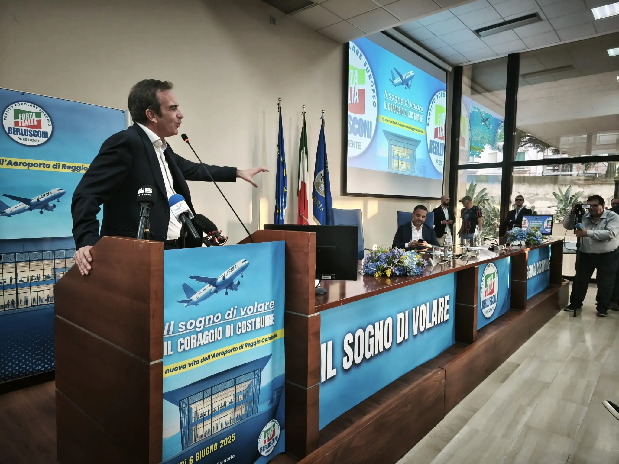 «Reggio e l’Aeroporto spiccheranno\u00A0il volo»: Occhiuto e Cannizzaro rilanciano visione e leadership in vista delle elezioni\n